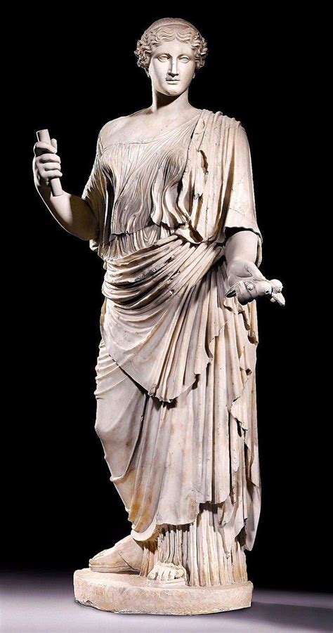 Aphrodite: The Goddess of Love and Beauty in Ancient Greek。